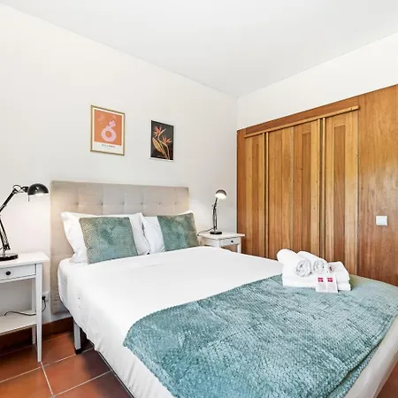 Guestready - Quinta Do Outeiro Anadia